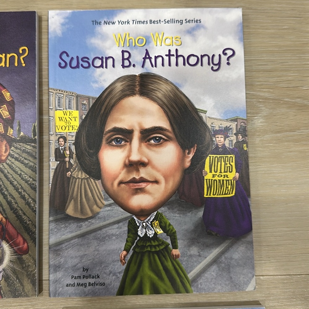 Who was/What is book series - 6 books - Picture 4 of 8